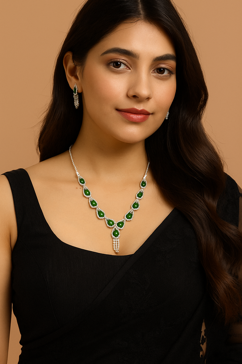 Emerald Elegance Necklace Set